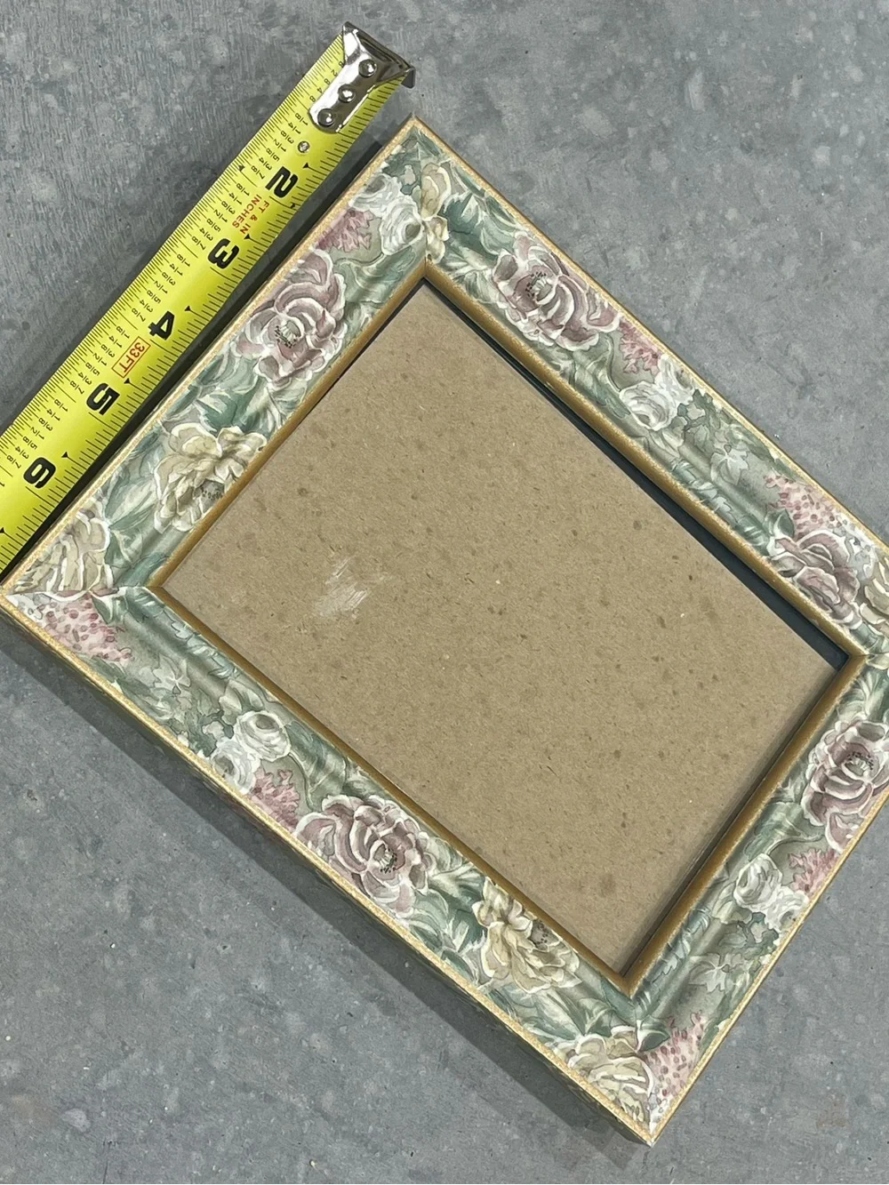 Floral Cottagecore Pattern - Portrait Photo Frame - Green Pink White Gold